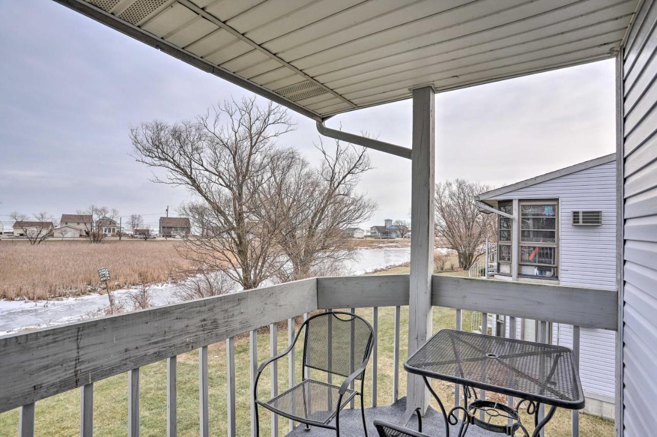 Condo With Balcony, Dock And Access To Lake Erie Sand Beach Exterior photo